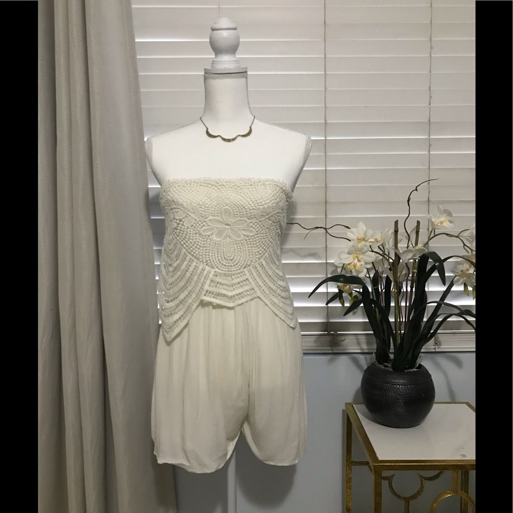 3/ $25 White Romper